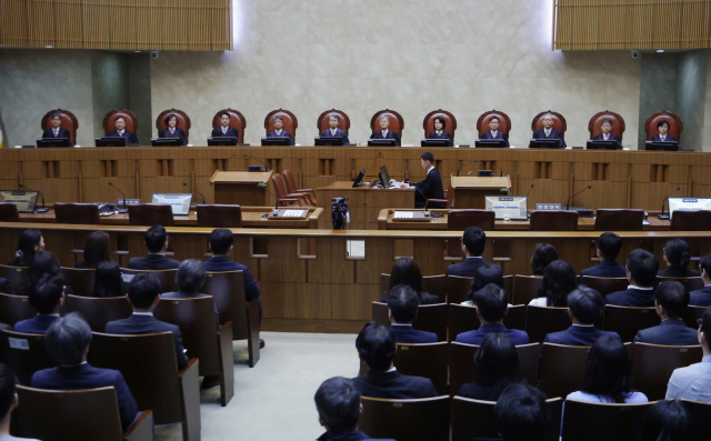 조희대 대법원장을 비롯한 대법관들이 1일 서울 서초구 대법원에서 더불어민주당 이재명 대선 후보의 공직선거법 위반 사건 상고심 선고를 위해 참석해 있다. 연합뉴스