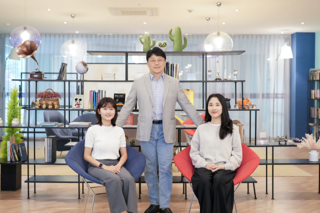 (왼쪽부터) UNIST 김예진 연구원(제1저자), 임정호 교수, 최현영 연구원. UNIST 제공