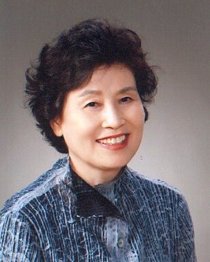 올해 이주홍아동문학상 수상자인 이재순 작가. 이주홍문학재단 제공