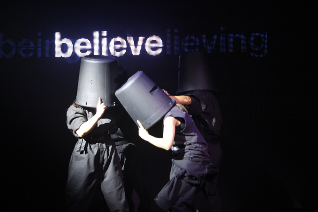 넌버벌 퍼포먼스 ‘대답 되지 않은 질문’ 공연 모습. 동서대 제공