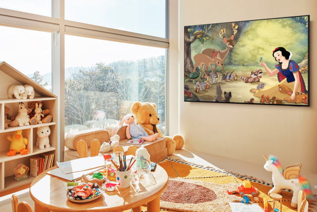 삼성 아트 스토어 디즈니 컬렉션에 포함된 ‘백설공주와 일곱 난쟁이’ 라이프스타일 이미지. 삼성전자 제공