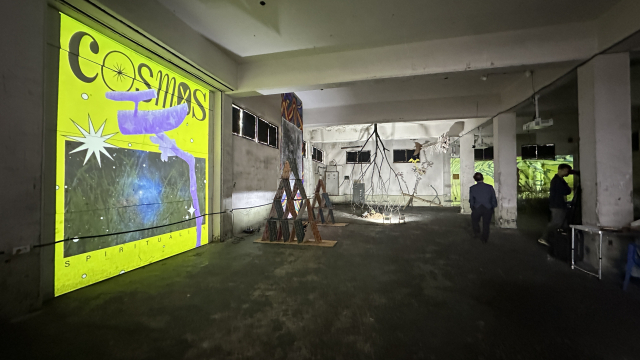 2025 금정산생명문화축전이 24일 열린 '생명전'을 시작으로 6월 8일까지 이어진다. 생명전이 열리는 일산수지는 플라스틱 제품을 만들던 사상공단의 폐공장이다. 부산민예총 제공