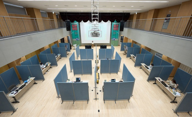 법제처가 26일 진행한 어린이 법제관 대상 토론마당. 온라인으로 열렸다. 법제처 제공