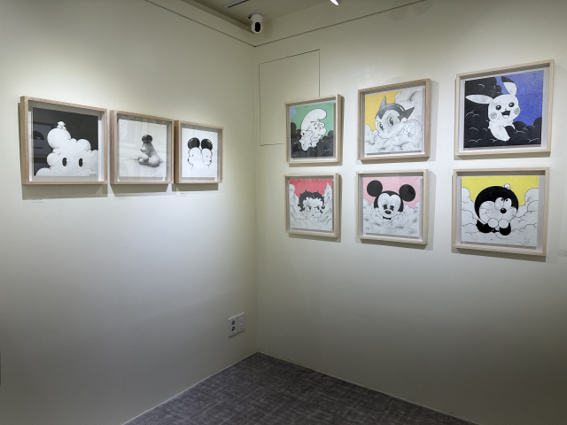 부산 동구 낭만시간연구소에서 전시 중인 변대용의 드로잉 스케치 작품 중에서. 김은영 기자