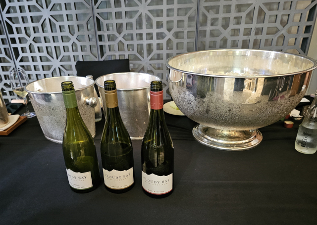 국내서 인지도가 비교적 높은 ‘클라우디 베이(CLOUDY BAY)’의 와인들은 행사 시작 2시간 여 만에 동났다. 조경건 부산닷컴 기자