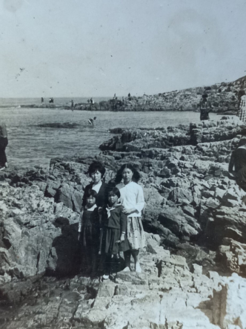 ▲ 부산 남구 사진공모전 당선작 【1966년 이기대 갯바위】