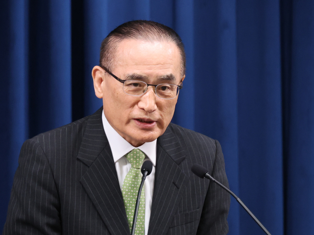 위성락 국가안보실장이 15일 서울 용산 대통령실에서 이재명 대통령 캐나다 G7 정상회의 참석 관련 설명을 하고 있다. 연합뉴스