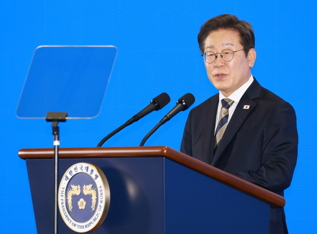 이재명 대통령이 20일 울산전시컨벤션센터에서 열린 울산 인공지능(AI) 데이터센터 출범식에서 격려사를 하고 있다. 연합뉴스