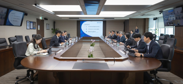 김준동 한국남부발전 사장 및 경영진 주관으로 기반시설 보안 강화 대책을 논의하고 있다. 남부발전 제공