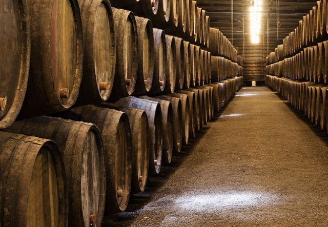 작은 자본으로 창업이 가능한 소규모 주류제조면허의 주종이 위스키와 증류식 소주로까지 확대된다. 이미지투데이