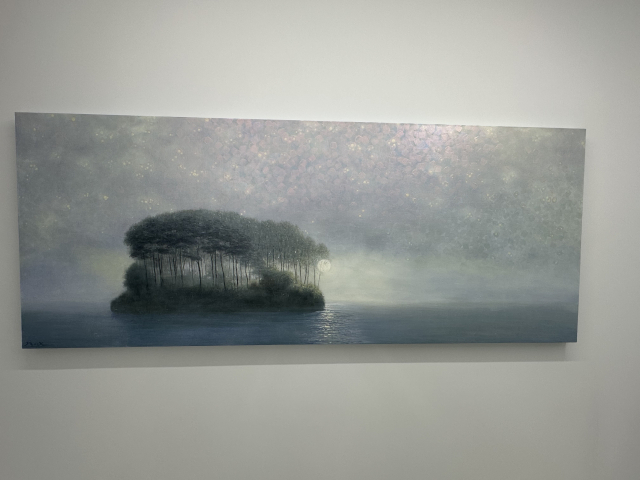 장태묵 작가 작품. 빛에 따라 배경색이 달라 보인다. 김은영 기자