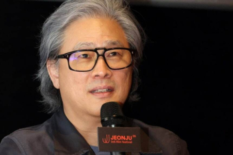 박찬욱 감독의 신작 ‘어쩔수가없다’가 다음 달 27일 개막하는 제82회 베네치아국제영화제 경쟁 부문에 초청됐다. 연합뉴스