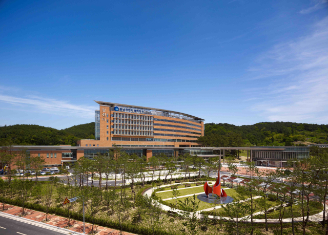 동남권원자력의학원 전경. 동남권원자력의학원 제공
