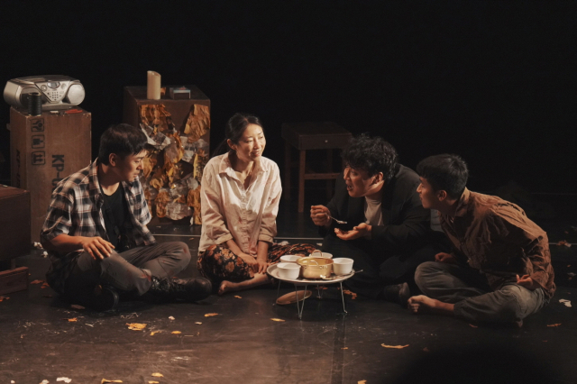 극단 따뜻한사람 프랑스 아비뇽 공연 현장. 부산문화재단 제공