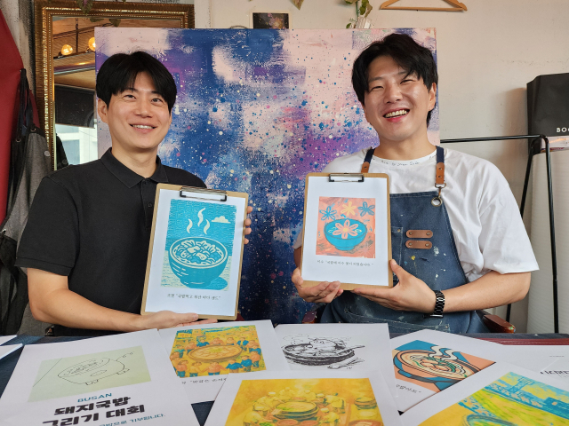 조헌(왼쪽) 공동대표와 김무디 작가.