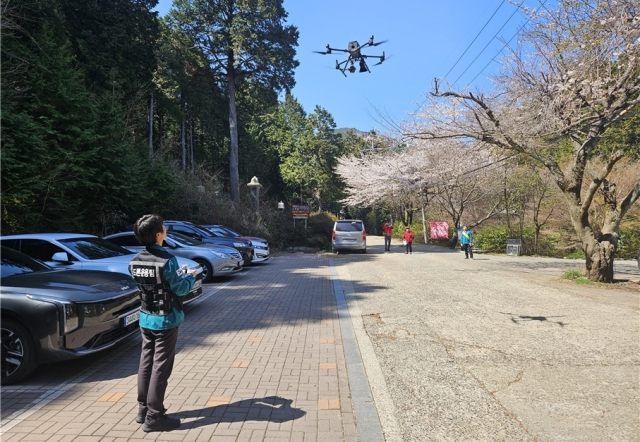 통영시가 각종 행정 업무에 드론 활용을 높이기 우해 2019년부터 매년 전문 인력 양성에 집중한 결과 현재까지 총 28명을 확보했다. 통영시 제공
