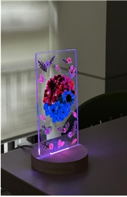 꽃잎으로 태극 문양을 만들어 완성하는 ‘희망의 꽃등불’, 빛나는 조명이 된다.