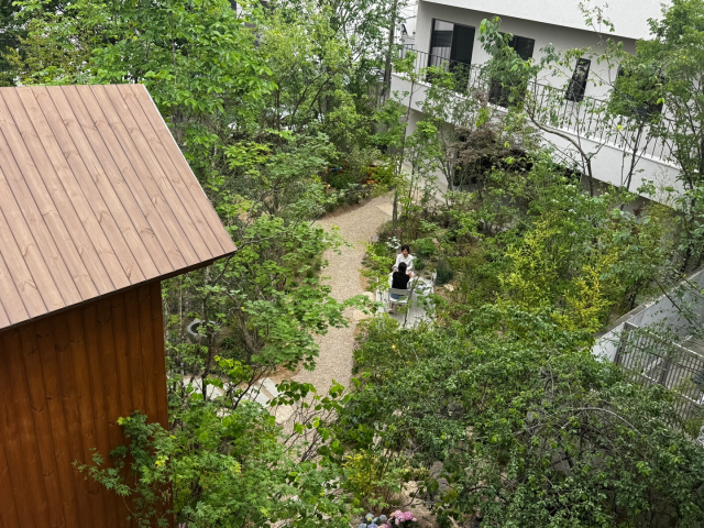 부산시 금정구 부곡동 모모스커피 본점의 '모두의 정원'. 부산시 제공