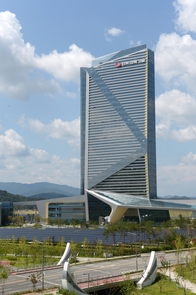 경북혁신도시에 위치한 한국전력기술 사옥 전경. 한전기술 제공