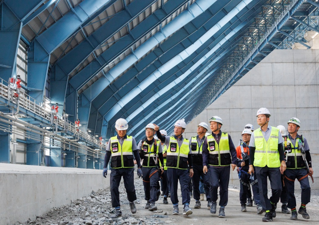 이정복 한국서부발전 사장은 지난 29일 태안발전본부에서 ‘CEO 현장안전점검’에 나섰다. 서부발전 제공