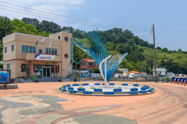 8월 이달의 어촌으로 선정된 경남 통영 학림섬마을. 해수부 제공