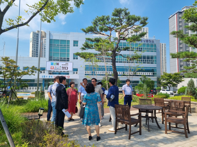 시민통합위가 현장 활동을 하고 있다, 양산시 제공