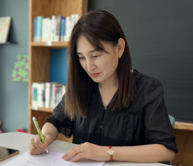 올해 한국해양문학상 우수상을 받은 조미형 씨. 부산문인협회 제공