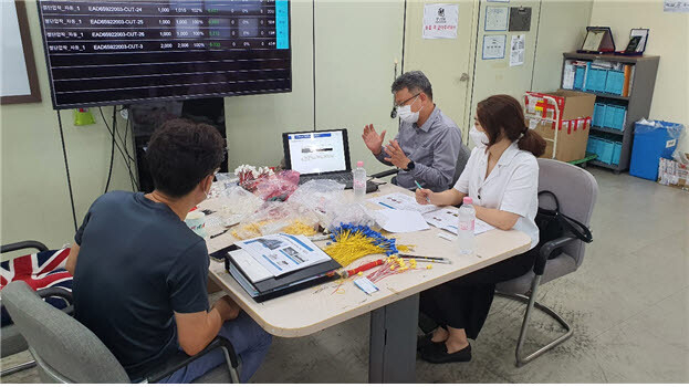 (주)성창사 근무 모습