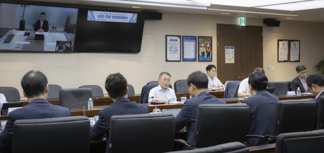 김준동 한국남부발전 사장이 6일, 산업부 주관 긴급 안전점검회의 내용을 공유하고 현장의 작업중지권 사용 확대방안을 논의하기 위한 ‘CEO 주관 긴급 안전 현안점검회의’를 개최했다. 남부발전 제공
