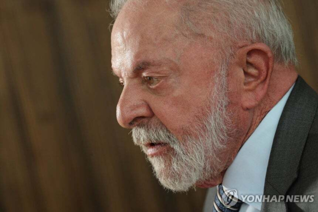 6일(현지시간) 인터뷰하는 브라질 룰라 대통령. 브라질리아 로이터=연합뉴스