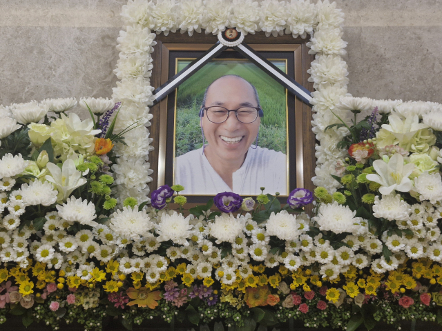 부산 동아대병원장례식장 빈소에 놓였던 고 박현덕 씨의 영정 사진. 고인은 뇌출혈로 뇌사판정을 받은 뒤 장기기증을 통해 5명에게 새 생명을 전했다. 김희돈 기자