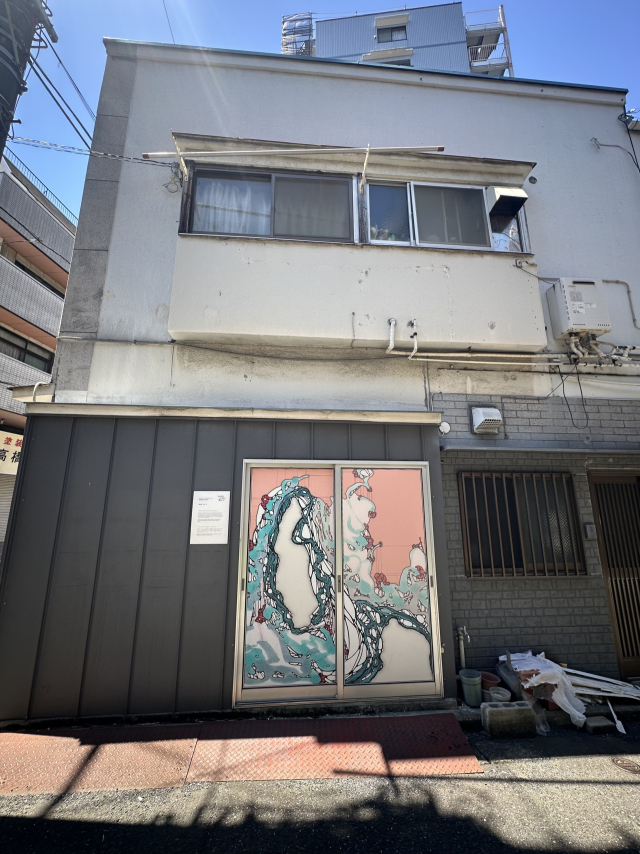 일본 요코하마시 코가네초 거리에 조성된 레지던시 작가 스튜디오 모습. 요코하마(일본)=김은영 기자 key66@