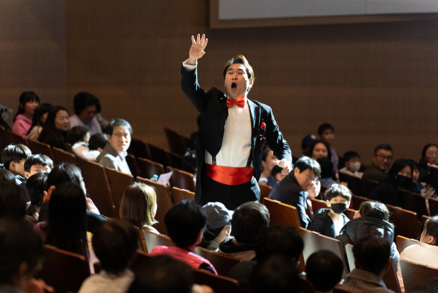 지난해 금정문화회관에서 열린 ‘헬로(HELLO) 오페라 마에스트로’ 공연 장면. 클래식부산 제공