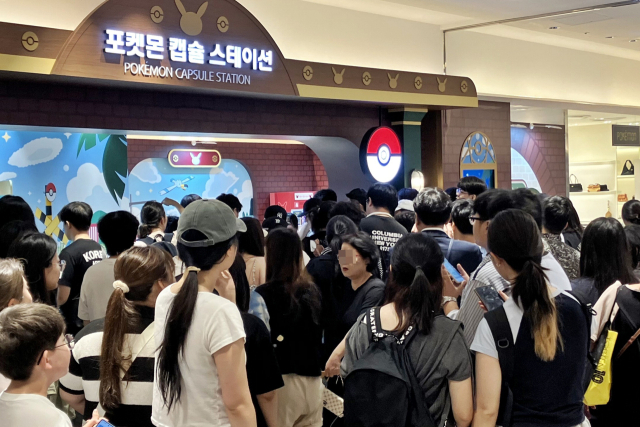 롯데백화점 부산본점에서 열린 ‘포켓몬 캡슐 스테이션 인 부산’ 팝업스토어는 현재까지 7만 명 이상이 방문하며 역대 최대 팝업 매출이 예상된다. 롯데백화점 제공