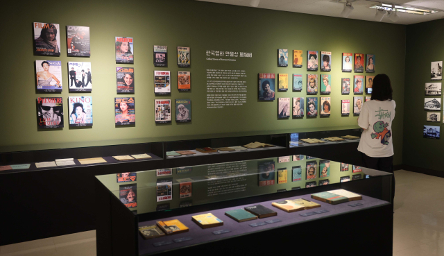 부산영화체험박물관 1층 기획전시실 내부. '홍영철의 유산, 부산 영화를 담다'전이 열리고 있다. 이재찬 기자 chan@