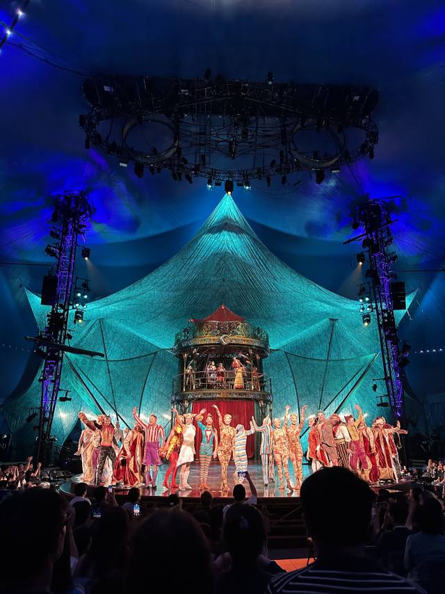 태양의서커스 ‘쿠자’ 커튼콜 장면. 김은영 기자 key66@