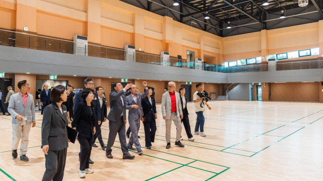 내부에는 경기장 2000㎡, 헬스장 352㎡, GX룸 64㎡ 등 체육시설과 화장실, 샤워실 등 편의시설이 구축됐다. 합천군 제공