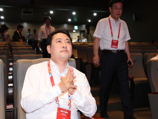 국민의힘 장동혁 대표가 29일 인천국제공항공사 항공교육원에서 열린 2025 국민의힘 국회의원 연찬회에 참석해 있다. 연합뉴스