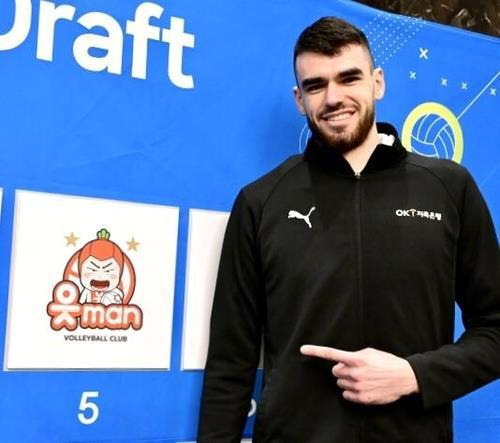 조기 합류하는 OK저축은행의 디미타르 디미트로프. 한국배구연맹 제공