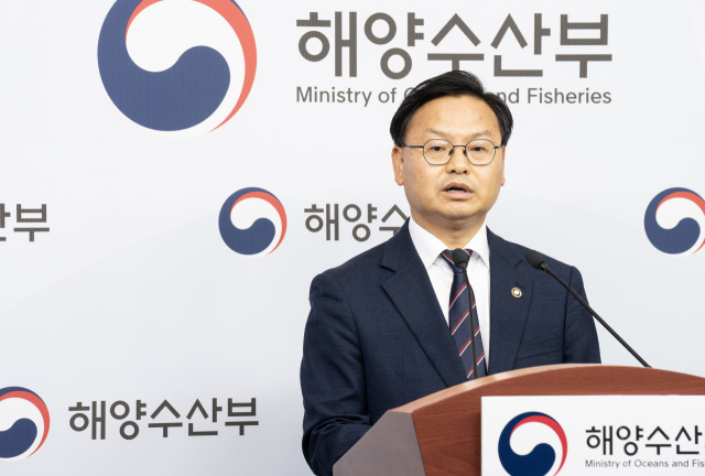 김성범 해양수산부 차관이 2일 정부세종청사 해수부 기자실에서 2026년 해수부 예산안 관련 브리핑을 하고 있다. 해수부 제공