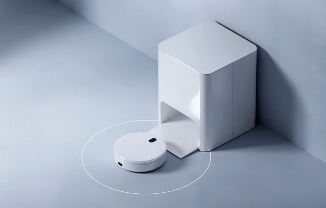 한국소비자원은 한국인터넷진흥원과 시중에 유통 중인 로봇청소기 6개 제품의 보안 실태를 조사한 결과, 일부 제품에 사생활 침해와 개인정보 유출 가능성이 있어 즉시 조치했다고 2일 밝혔다.(사진은 이미지 사진) 이미지투데이