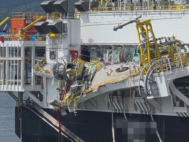 3일 오전 11시 56분 한화오션 거제사업장에서 건조 중인 해양플랜트 구조물이 내려 앉아 선주사 직원 1명이 숨졌다. 부산일보DB