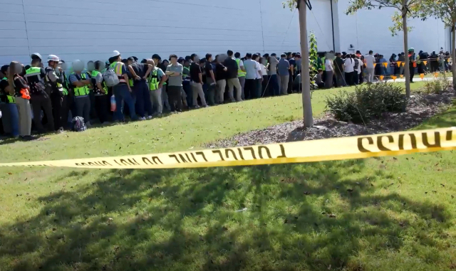 미국 이민 단속 당국이 홈페이지를 통해 지난 4일(현지 시간) 조지아주 현대차그룹-LG에너지솔루션의 합작 배터리 공장 건설 현장에서 벌인 불법체류·고용 단속 현장 영상을 홈페이지에 공개했다. 미국 이민세관단속국 홈페이지 영상 캡처