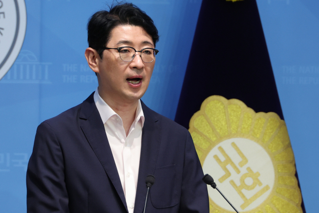 국민의힘 주진우 의원이 13일 서울 여의도 국회 소통관에서 '특혜사면 방지법' 발의 기자회견을 하고 있다. 연합뉴스