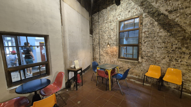 옛 부산백제병원의 1층은 현재 카페로 영업 중이다. 박석호 기자 psh21@