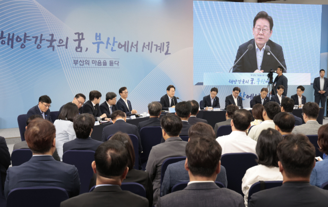 이재명 대통령이 지난 7월 25일 부산 부경대에서 열린 ‘부산의 마음을 듣다’ 간담회에서 발언하고 있다. 정대현 기자 jhyun@