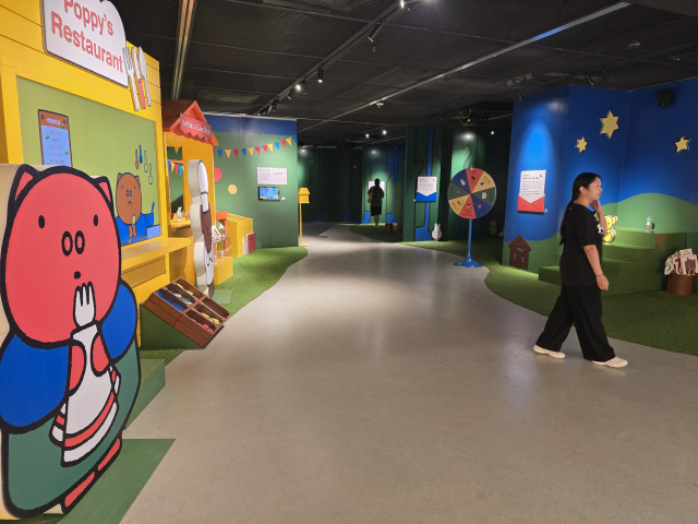 부산 수영구 포디움다이브M에 열리고 있는 '미피 70주년 생일 기념전:미피와 마법 우체통' 전시장 모습. 피플리 제공