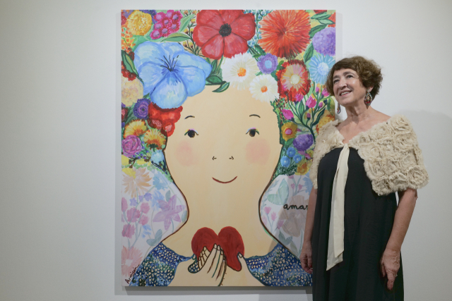 지난 11일 부산 해운대구 소울아트스페이스에서 만난 스페인 화가 에바 알머슨. 갤러리 제공