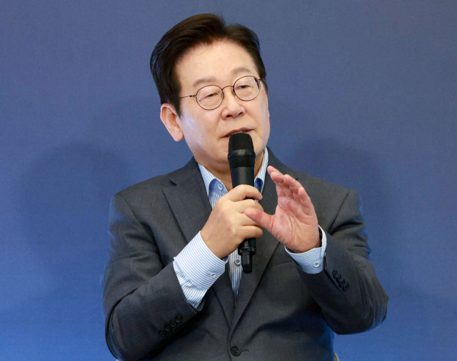 이재명 대통령이 17일 경기도 성남시 스타트업 스퀘어에서 열린 청년 스타트업 상상콘서트에서 발언하고 있다. 연합뉴스