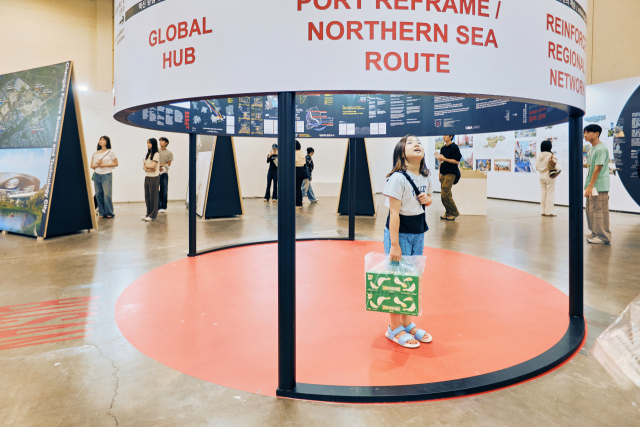 지난 17~21일 벡스코에서 열린 ‘2025 부산국제건축제’ OMA 특별전 모습. 부산국제건축제 제공